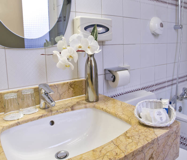 Trianon Gare De Lyon Hotel Paris Bilik gambar